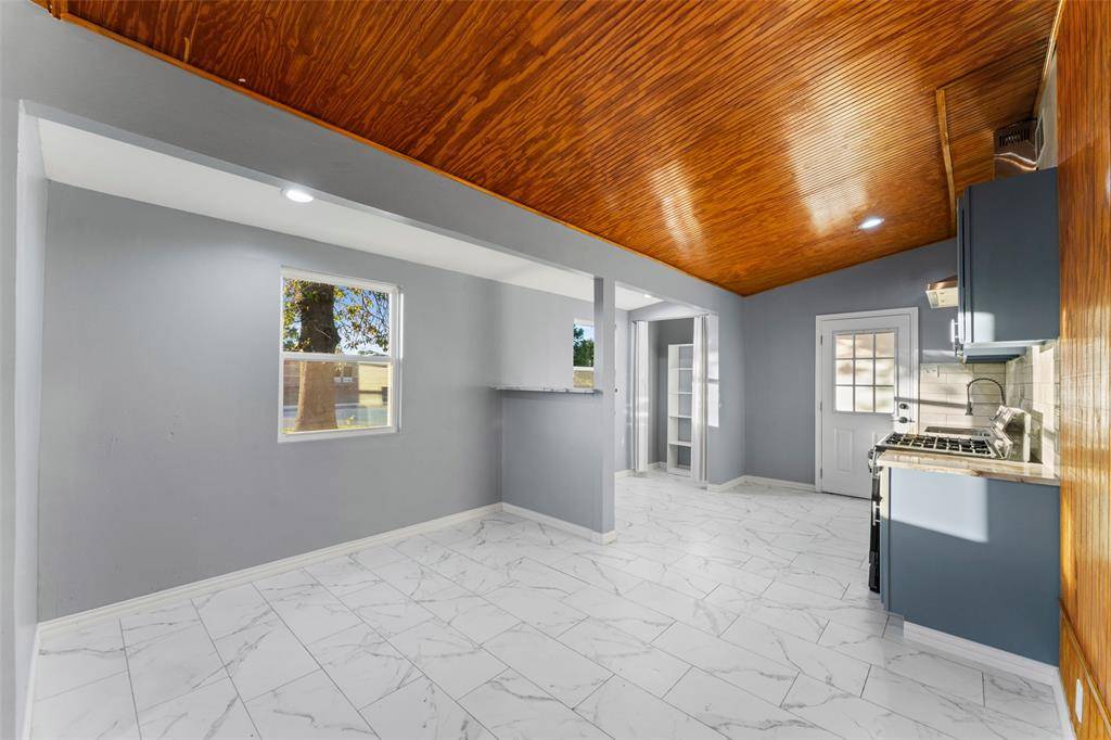 Mesquite, TX 75149,916 Wilkinson