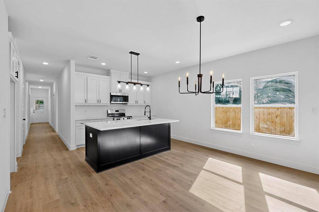 Ennis, TX 75119,1308 Daffan Avenue