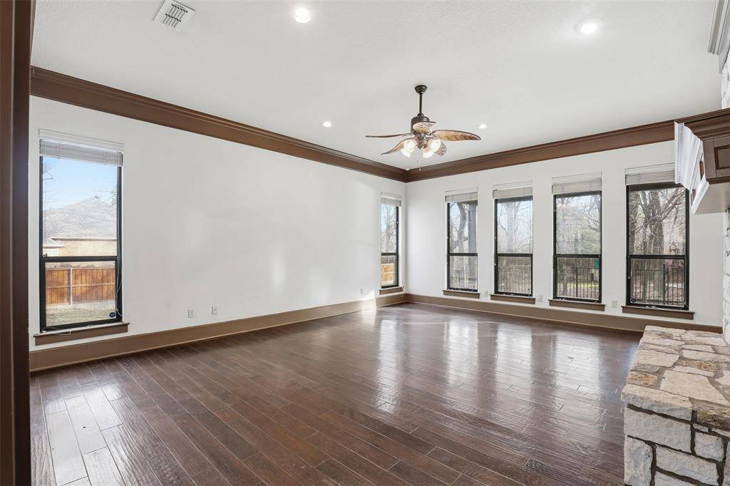 Weatherford, TX 76087,3806 Lakeshore Drive