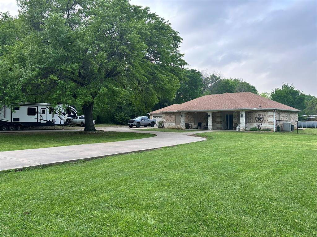 Eustace, TX 75124,201 W Oak Street