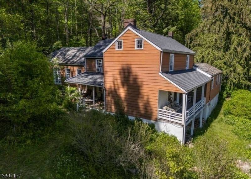 Harmony Twp., NJ 08865,561 Harmony Brass Castle Rd