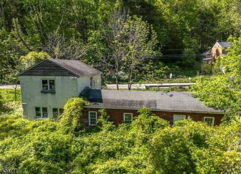 Harmony Twp., NJ 08865,561 Harmony Brass Castle Rd