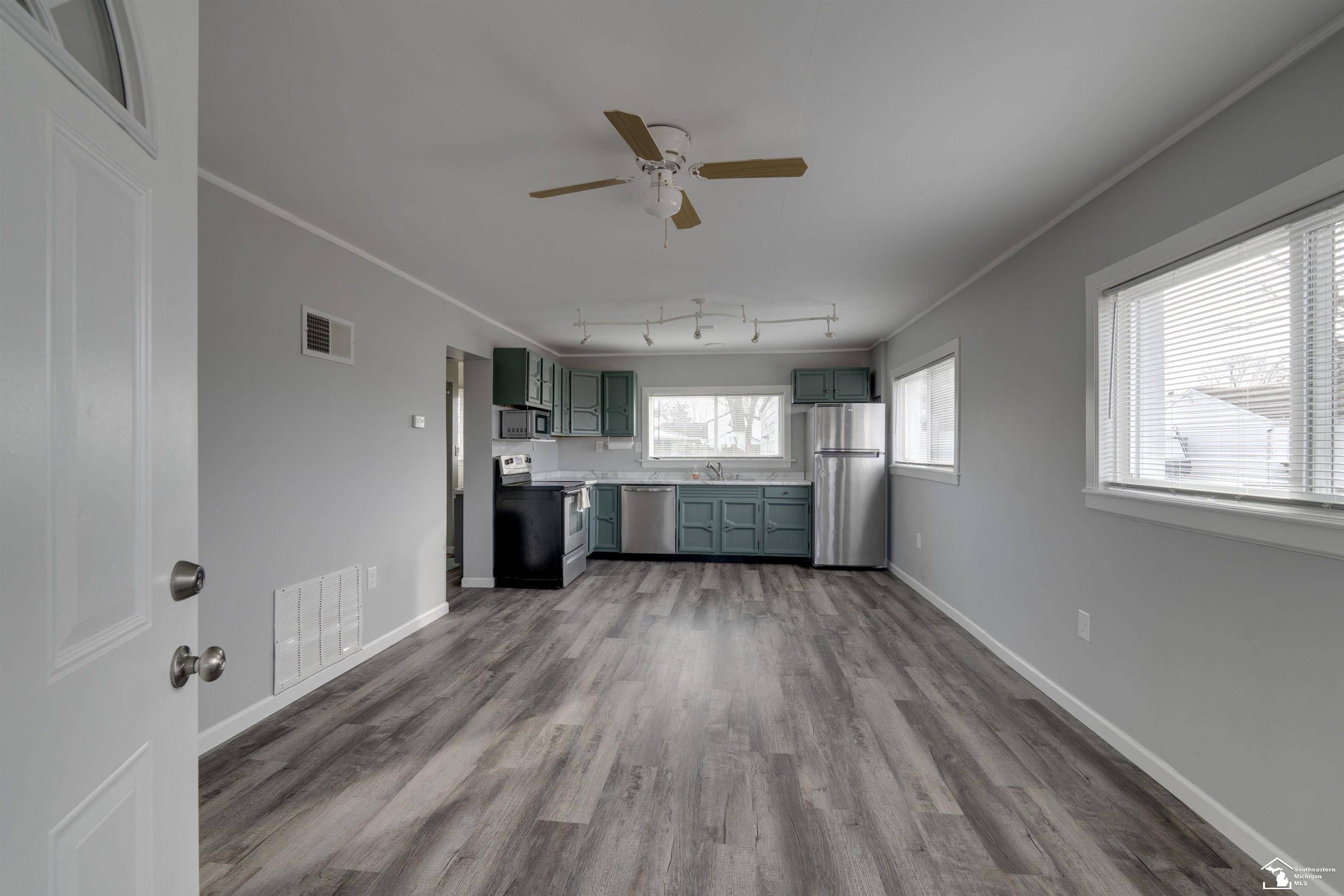 Erie, MI 48133,965 Streetman ST