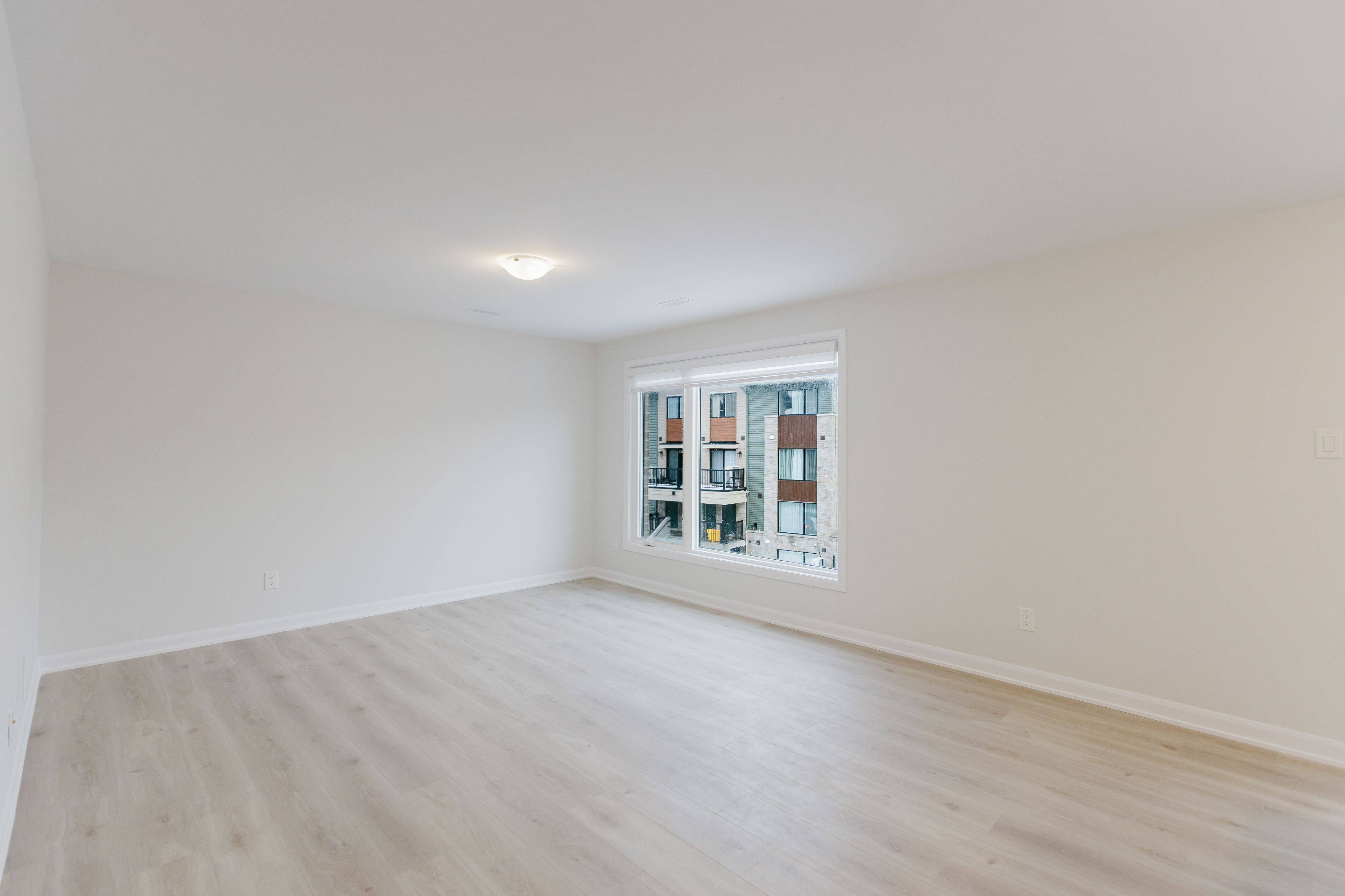 Kanata, ON K2T 0S8,1245 CREEKWAY Private