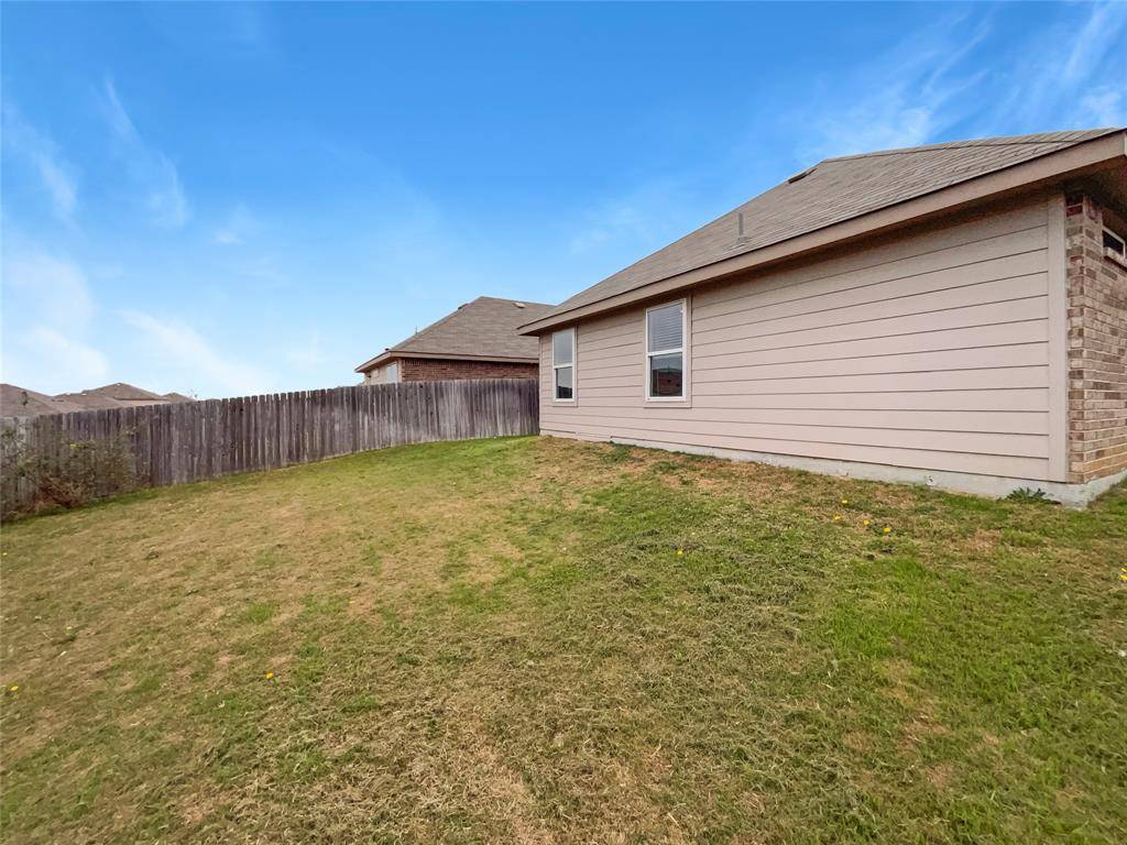 Ennis, TX 75119,1504 Blue Jay Drive