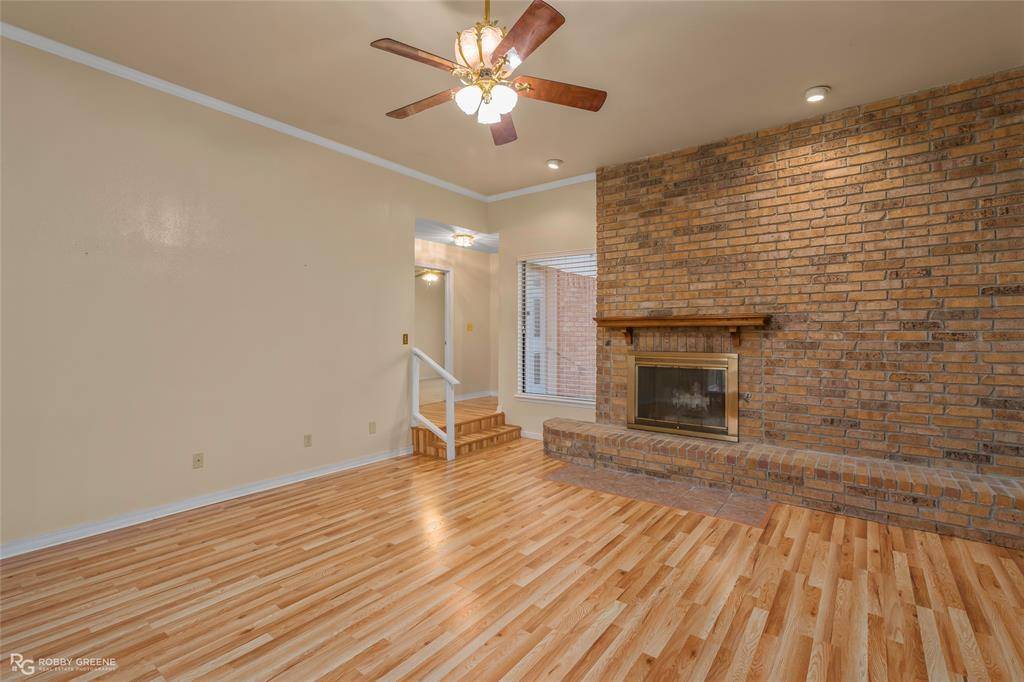 Bossier City, LA 71112,5702 Golden Meadows Drive