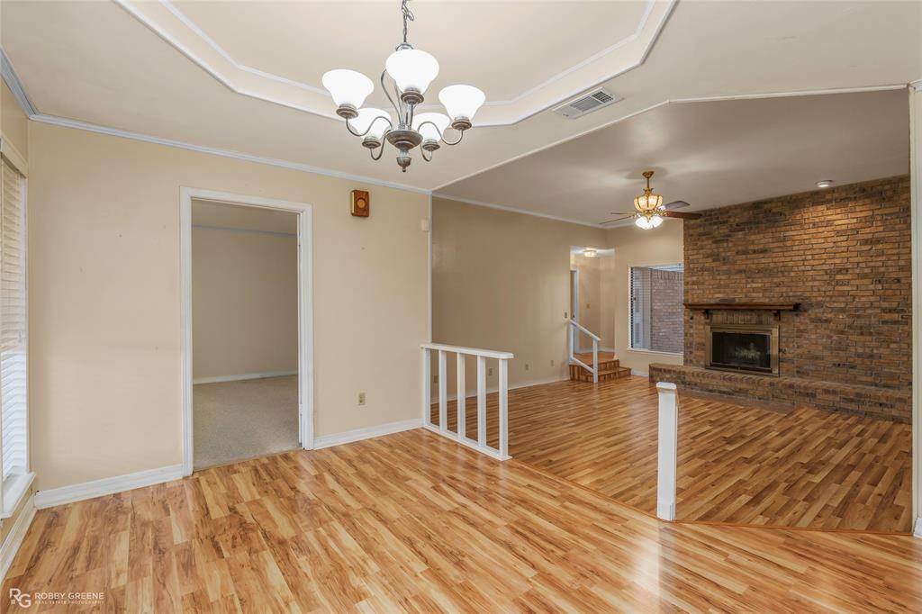 Bossier City, LA 71112,5702 Golden Meadows Drive