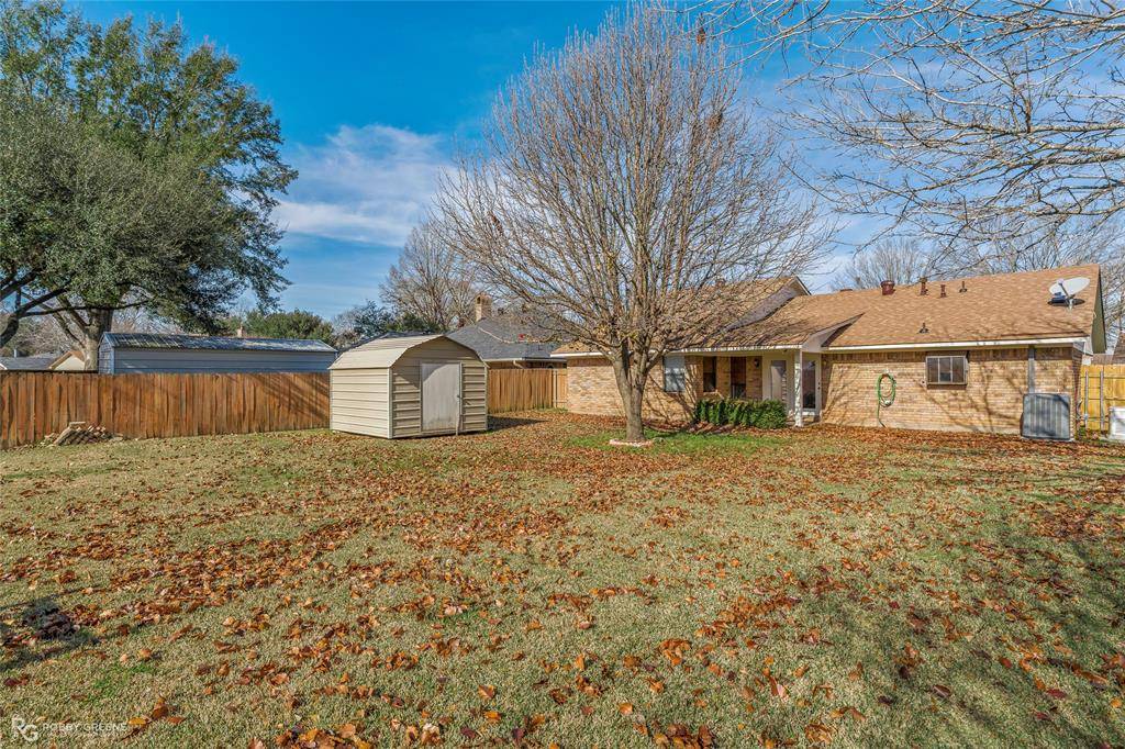 Bossier City, LA 71112,5702 Golden Meadows Drive