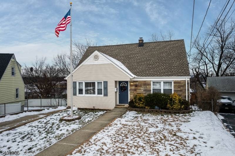 Garfield City, NJ 07026,167 Orchard St