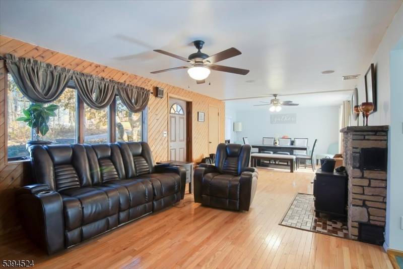 West Milford Twp., NJ 07480,11 Bushwick Ln