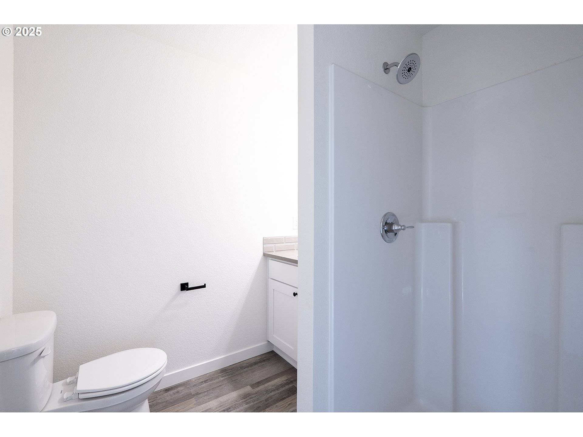 Portland, OR 97216,11189 SE STARK ST