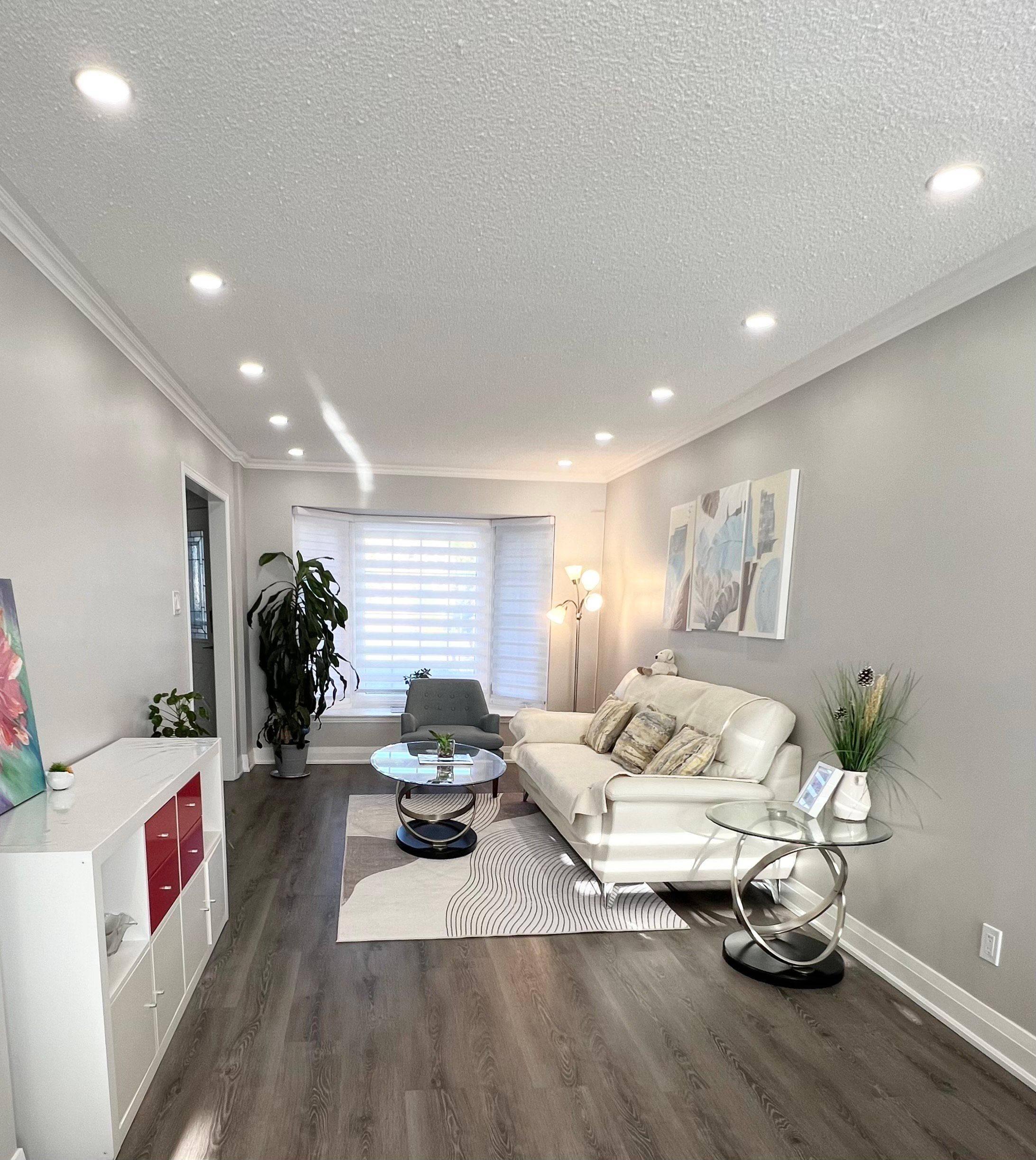 Toronto E07, ON M1V 3S6,80 Lorna Rae BLVD