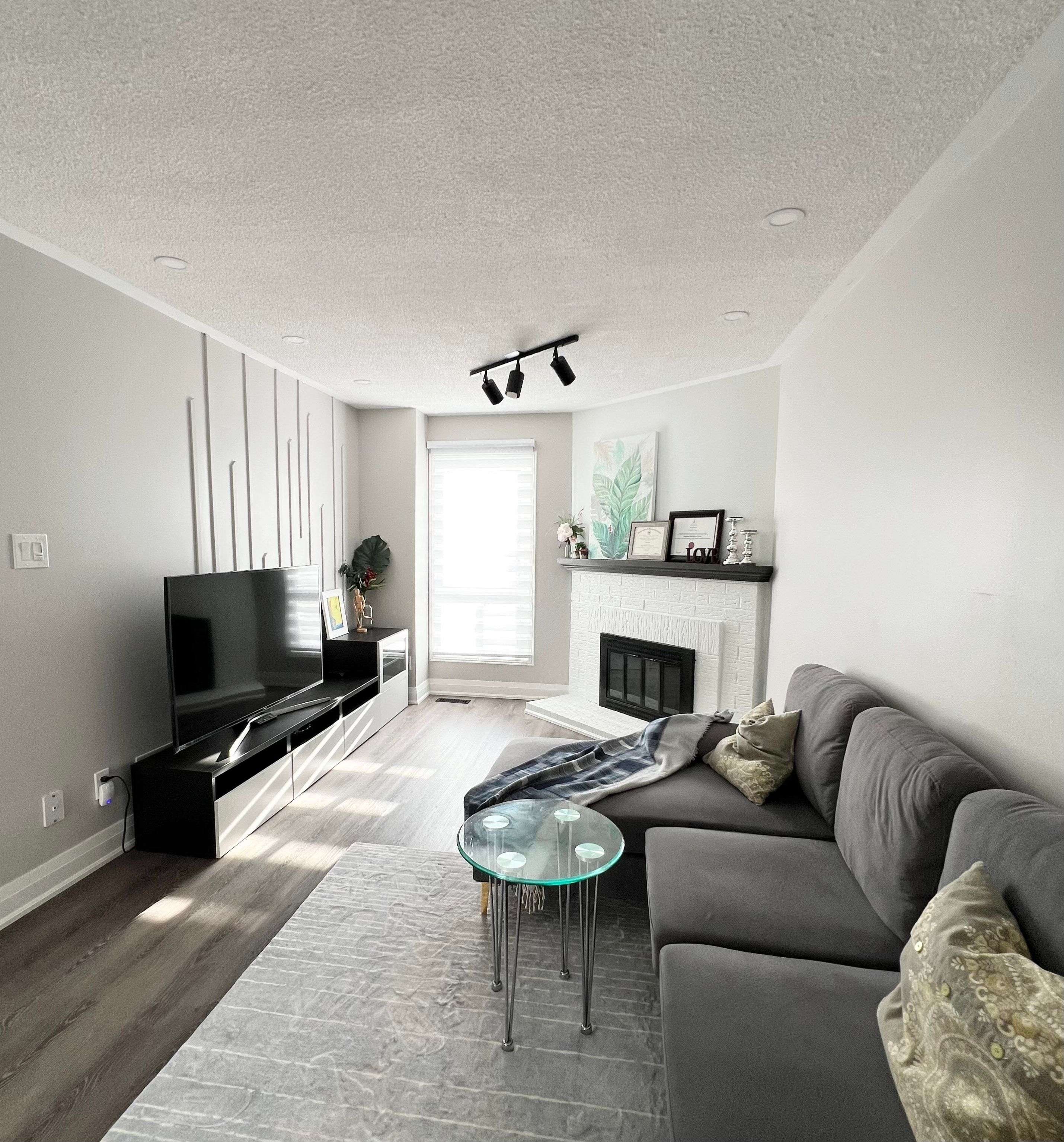 Toronto E07, ON M1V 3S6,80 Lorna Rae BLVD