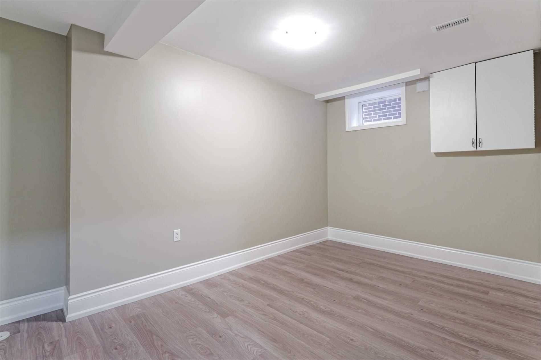 Toronto W07, ON M8Z 3K2,133 Meadowvale DR #Lower