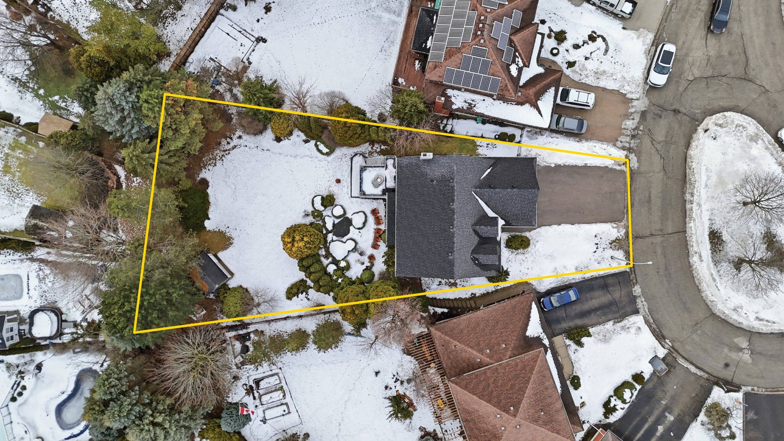 Kitchener, ON N2A 3W5,239 Rolling Acres CT