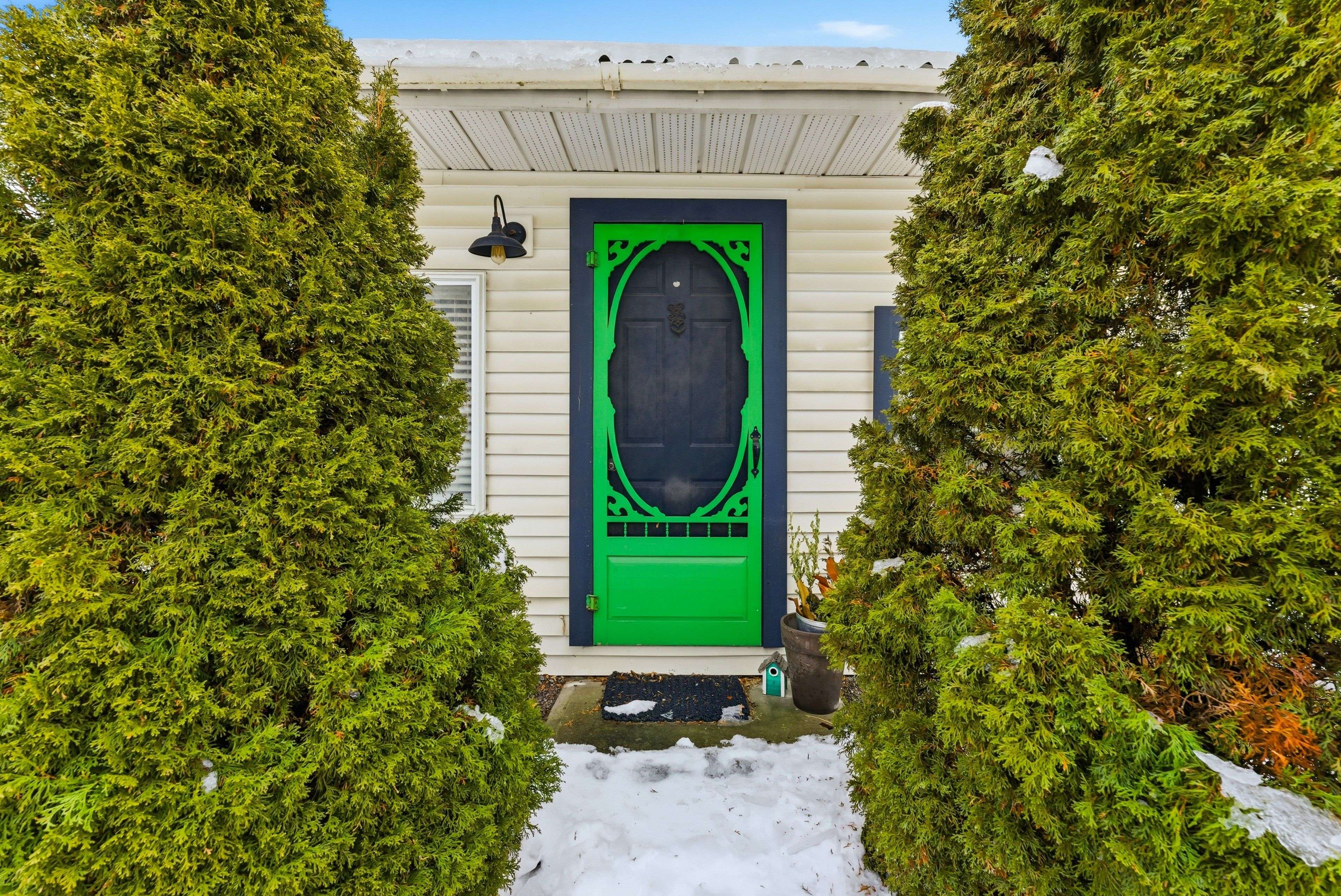 Prince Edward County, ON K0K 2T0,41 Lake ST