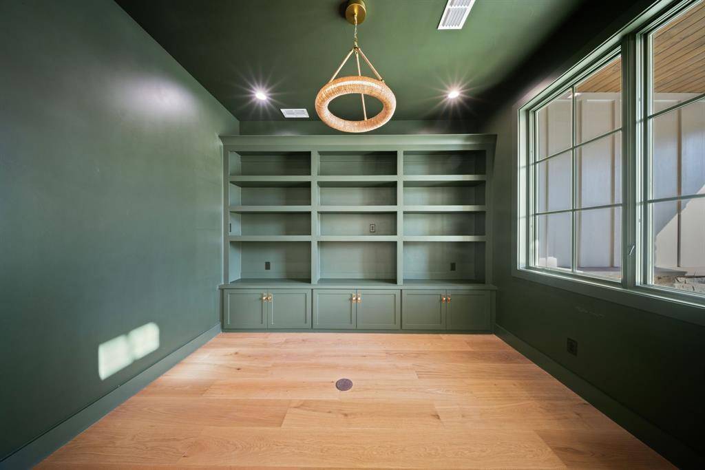 Argyle, TX 76226,1070 Browning Road