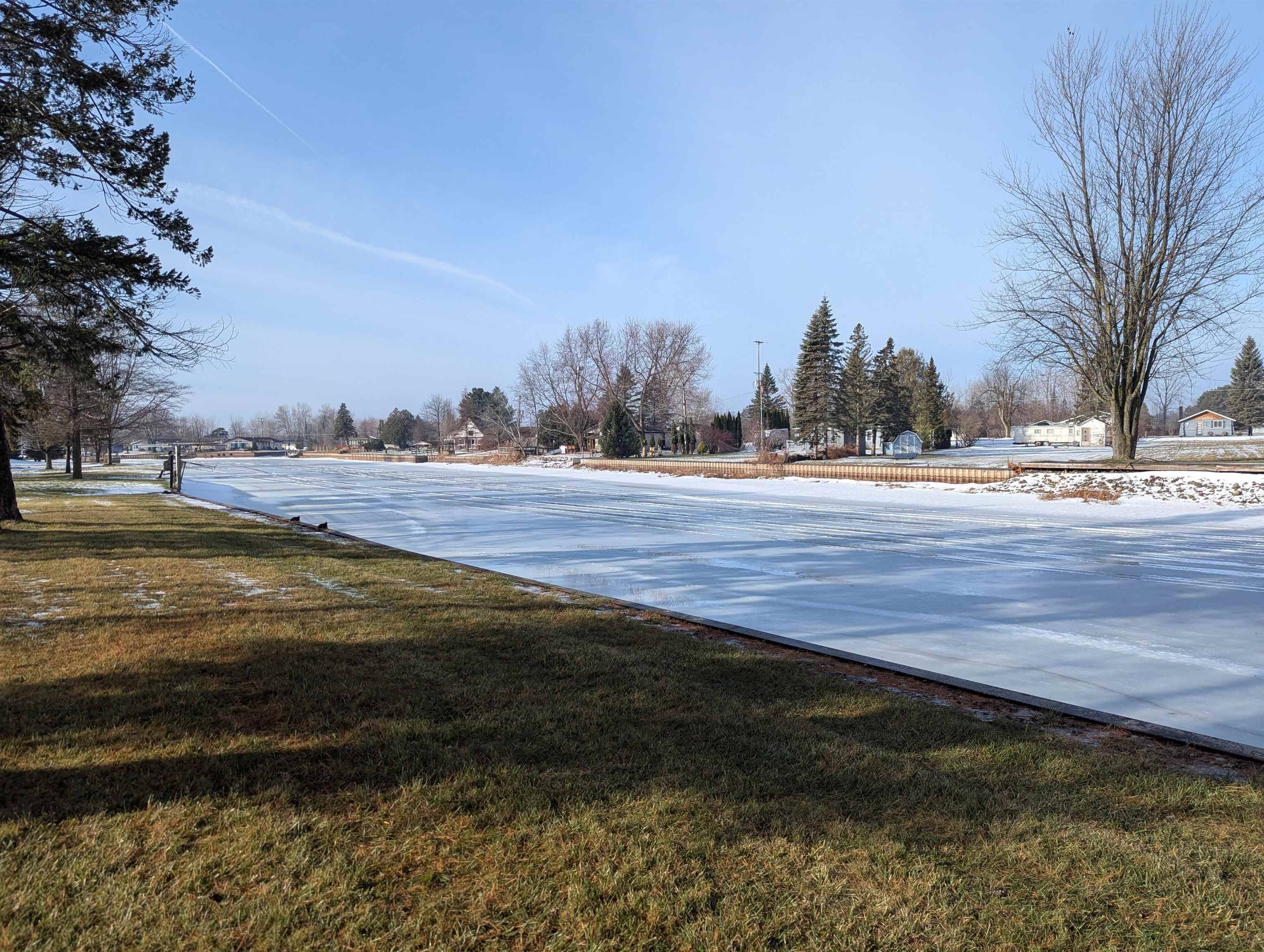 Au Gres, MI 48703,534 S Main ST