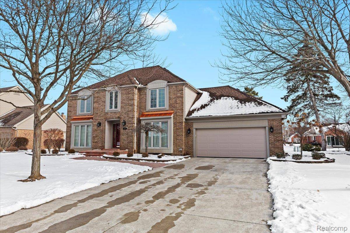 Livonia, MI 48152,20218 Edgewood AVE