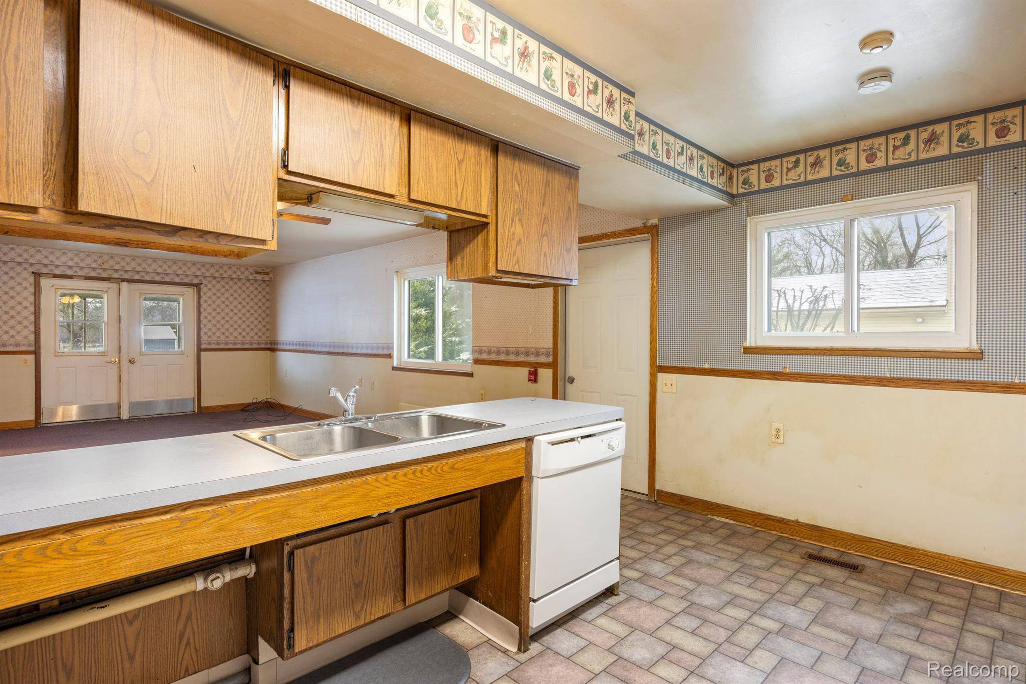 Belleville, MI 48111,15505 HOEFT RD