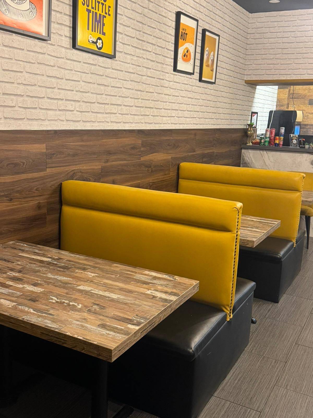 Toronto E04, ON M1P 2L6,1348 Kennedy RD