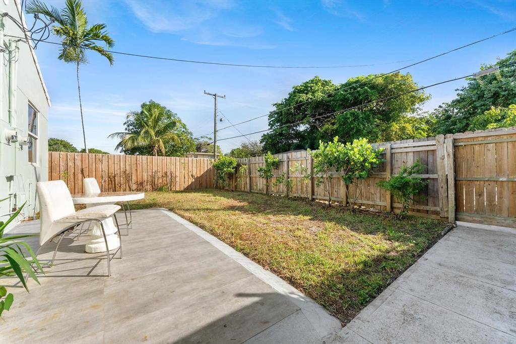 Hollywood, FL 33020,1928 Adams St