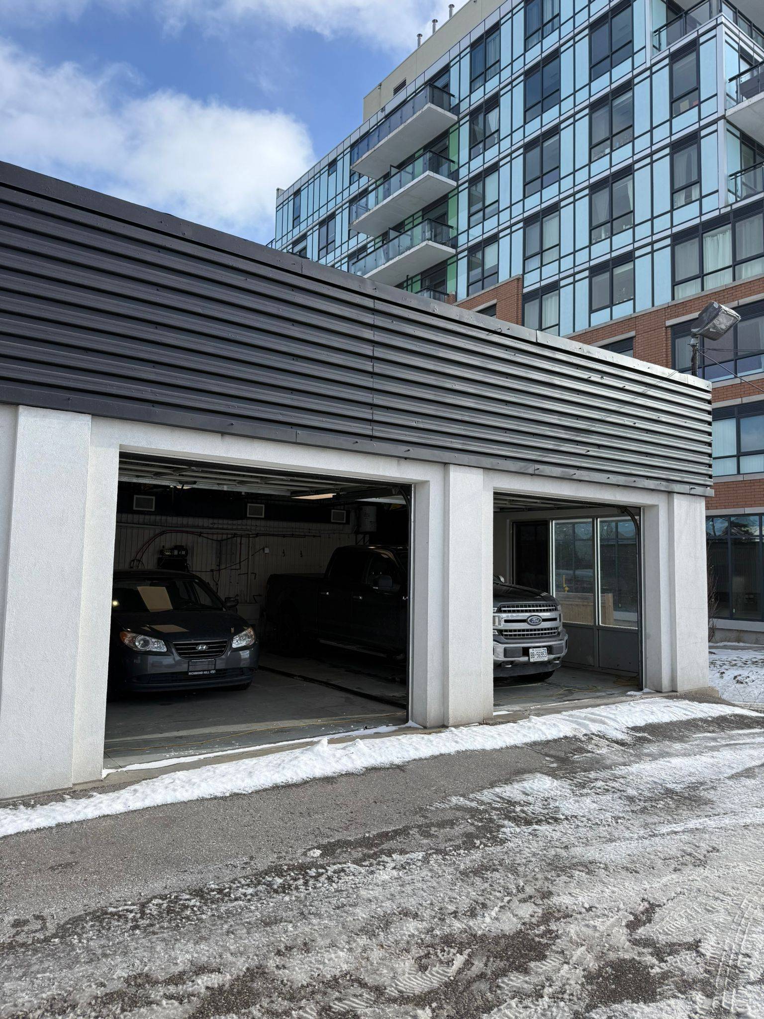 Richmond Hill, ON L4E 3N8,11623 Yonge ST #South_B