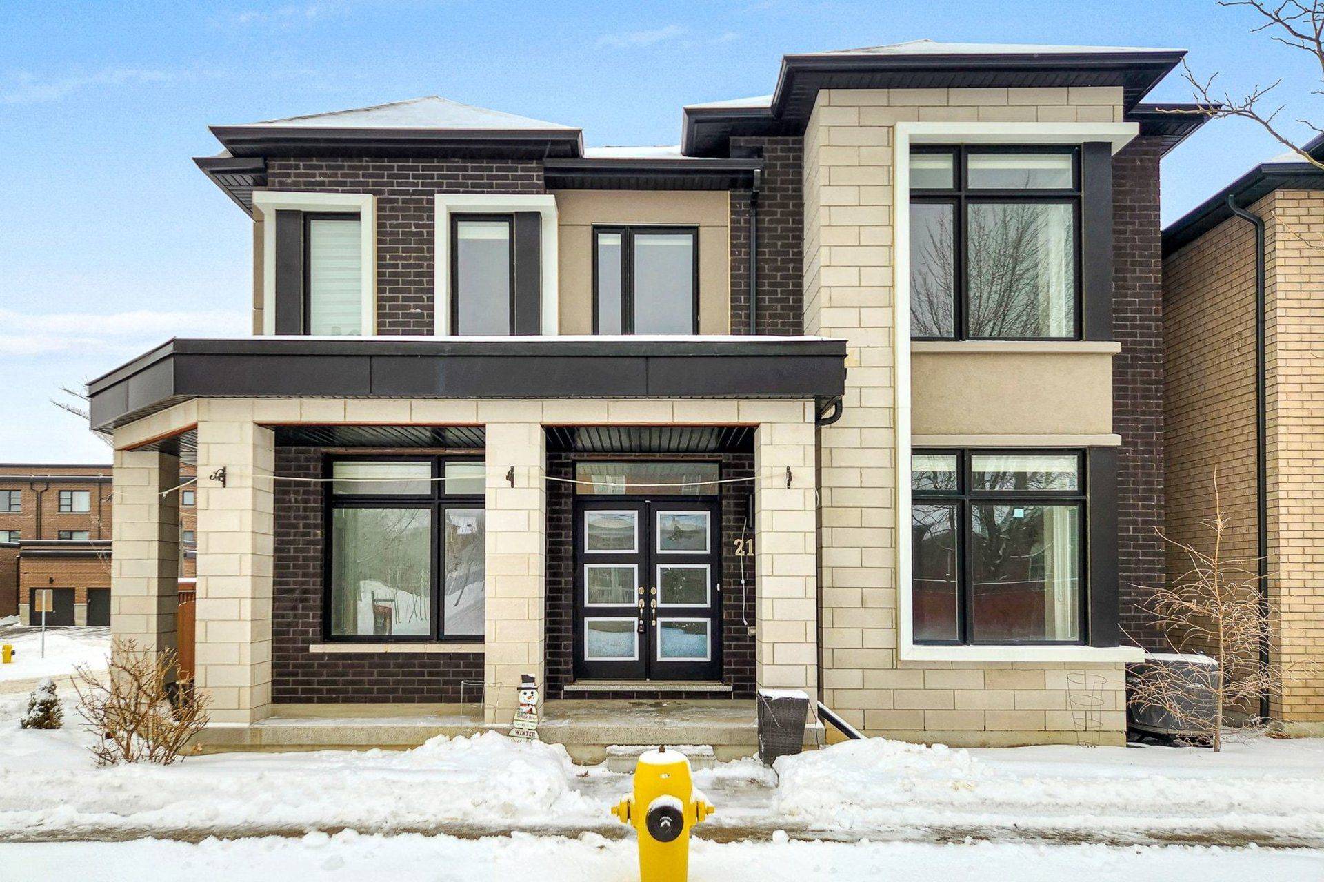 Markham, ON L6B 1P1,215 Webb ST