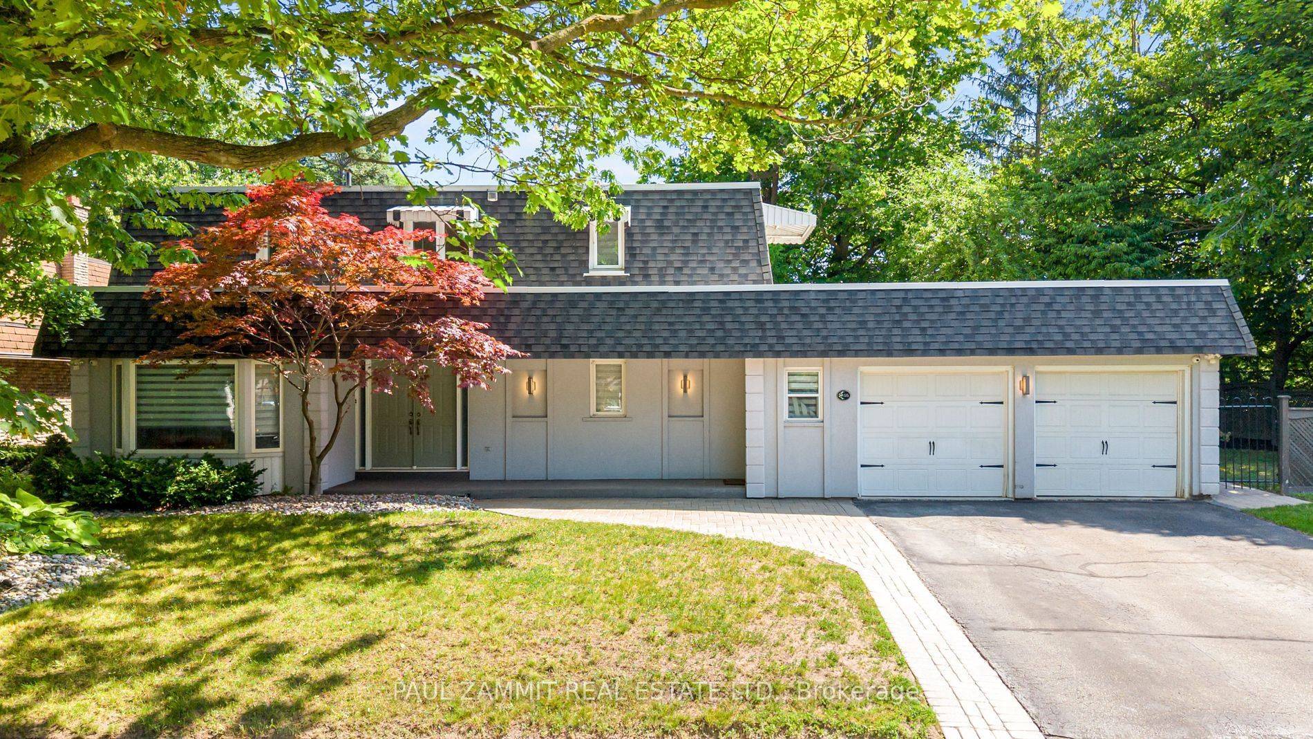 Markham, ON L3T 2Y9,175 Bayview Fairways DR #MAIN & UPPER