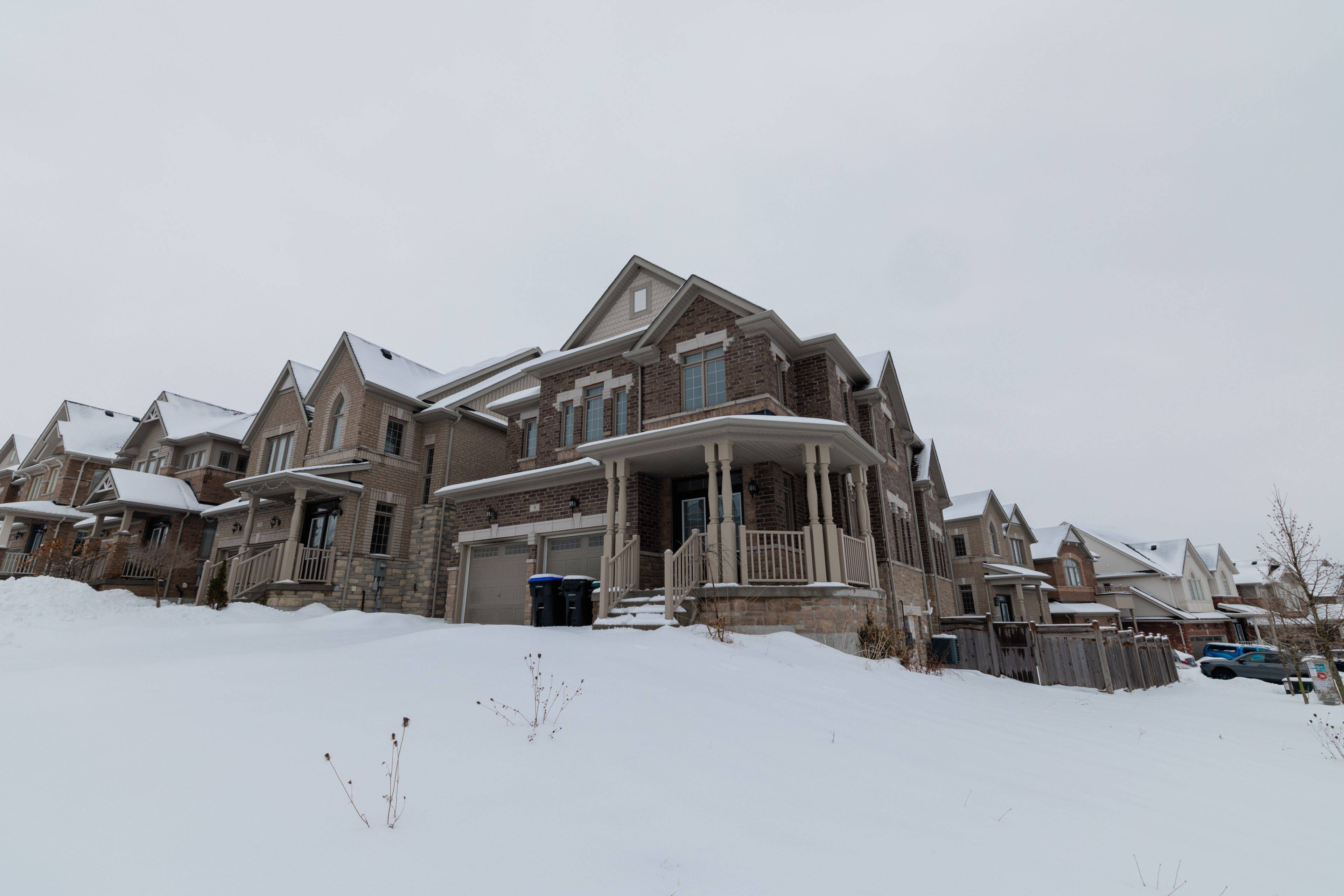 New Tecumseth, ON L9R 0T2,9 Janes CRES