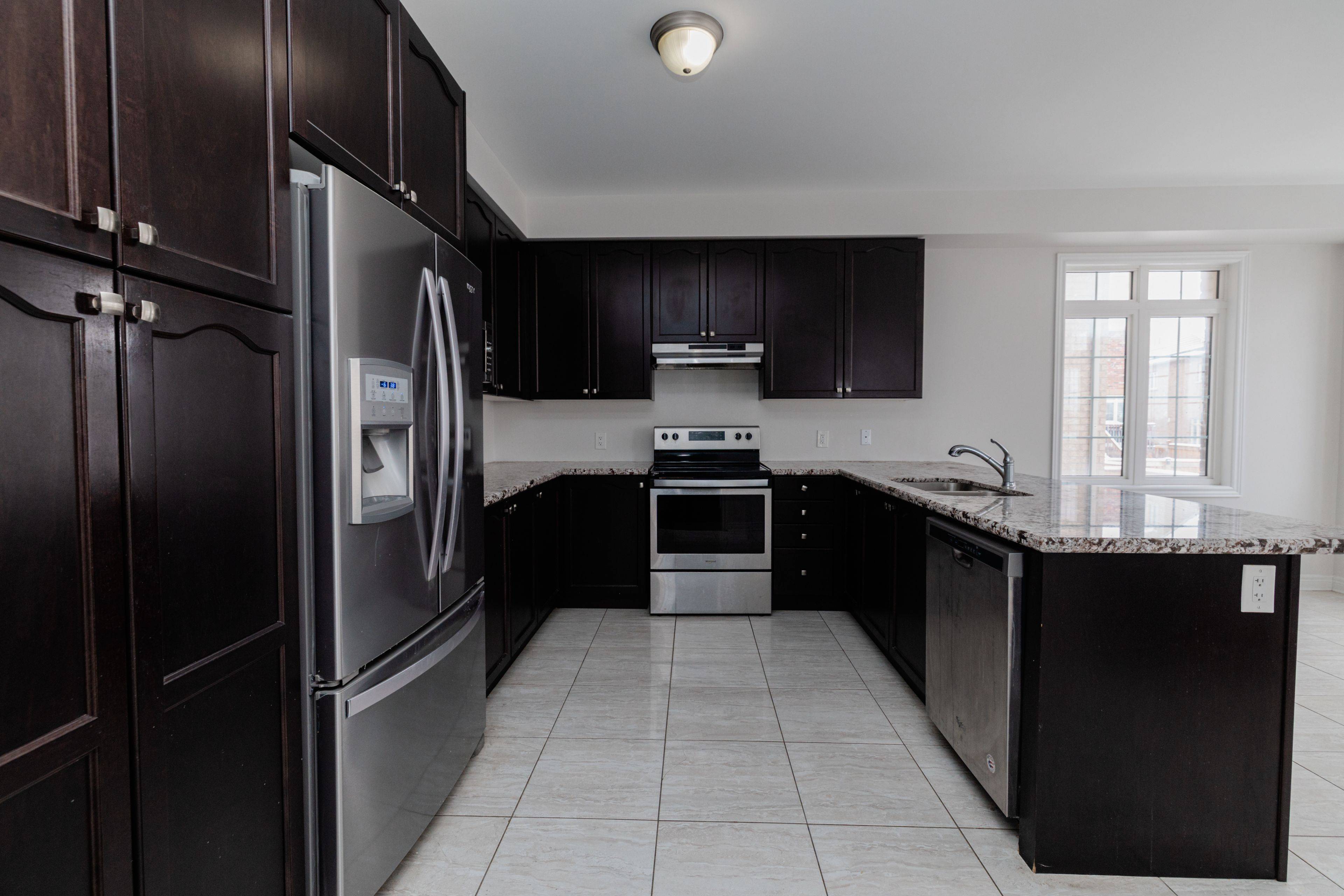 New Tecumseth, ON L9R 0T2,9 Janes CRES