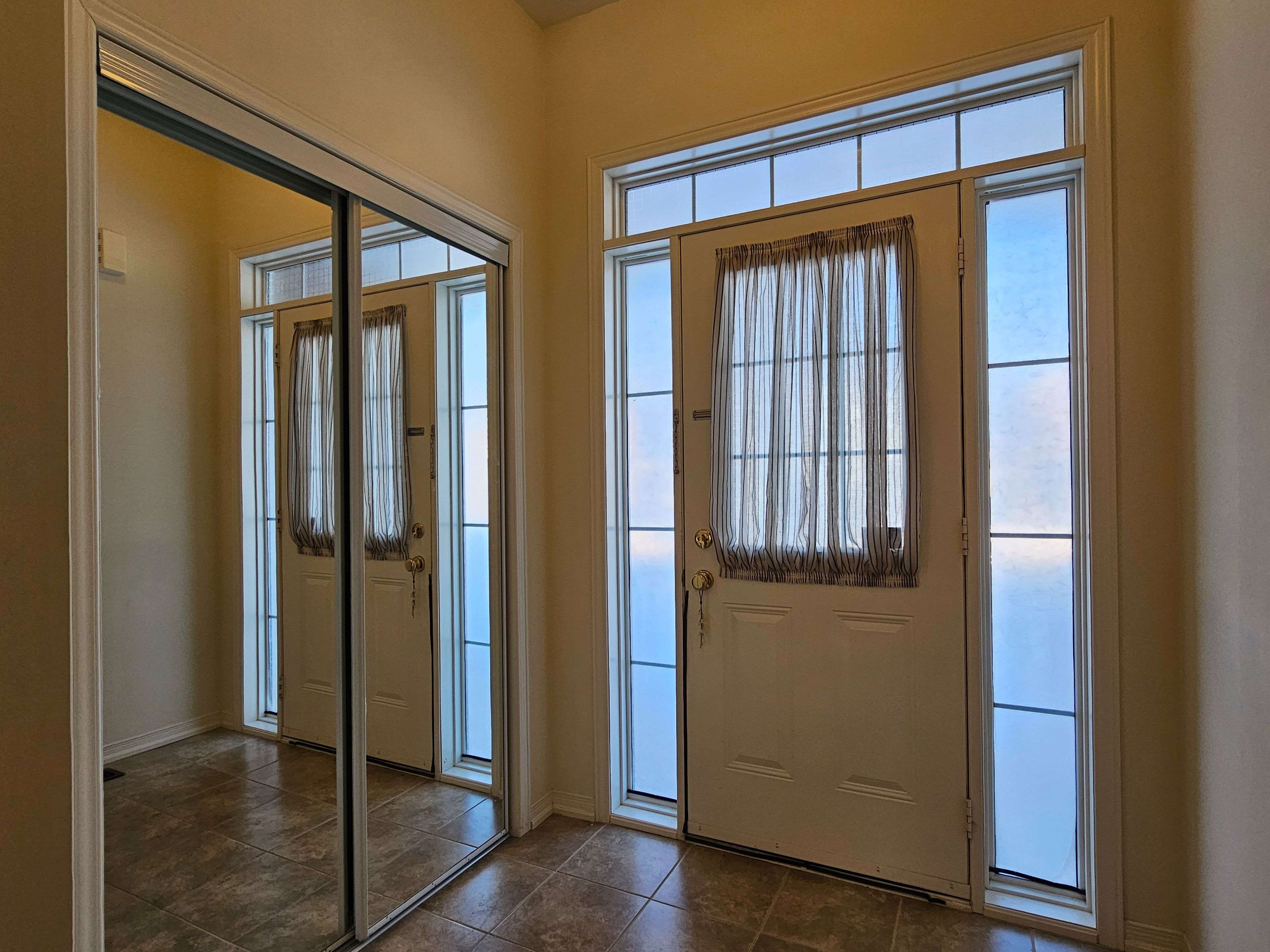 Newmarket, ON L3X 0C5,1275 Blencowe CRES