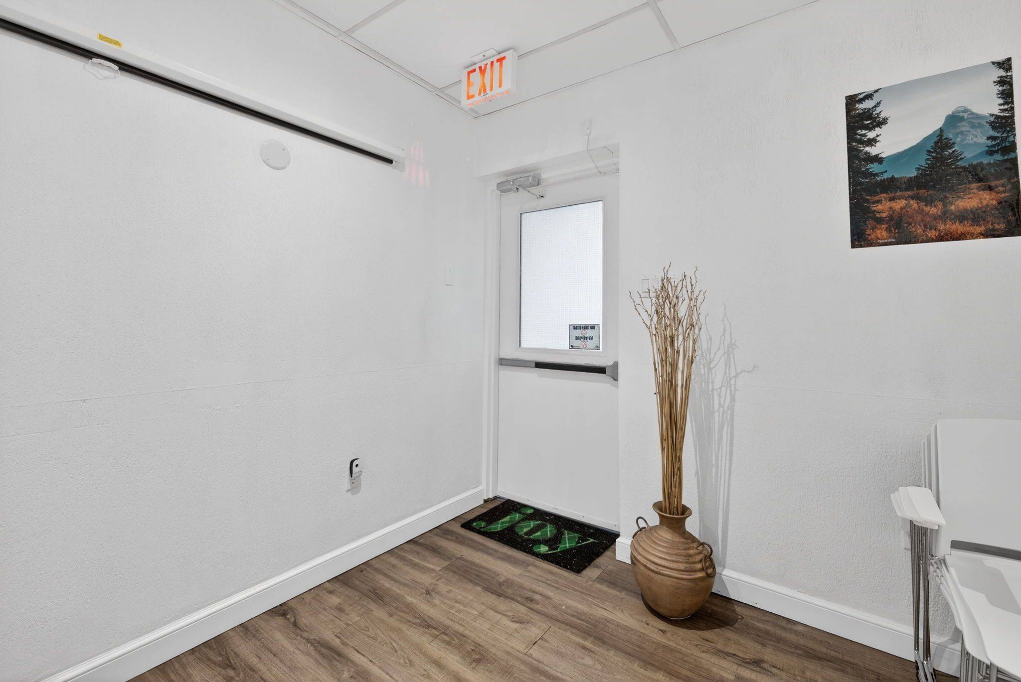 Newmarket, ON L3Y 1J8,227 Eagle ST