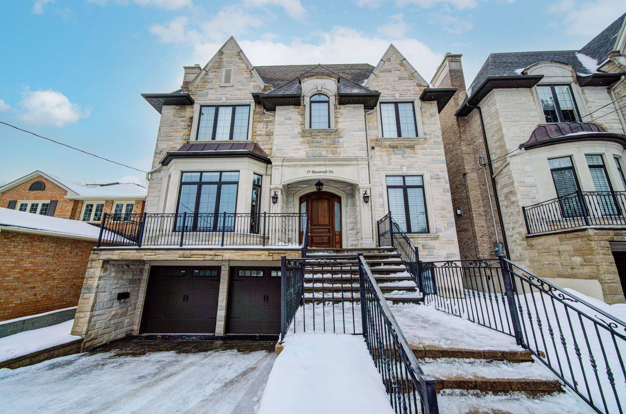 Richmond Hill, ON L4C 6V2,57 Roosevelt DR