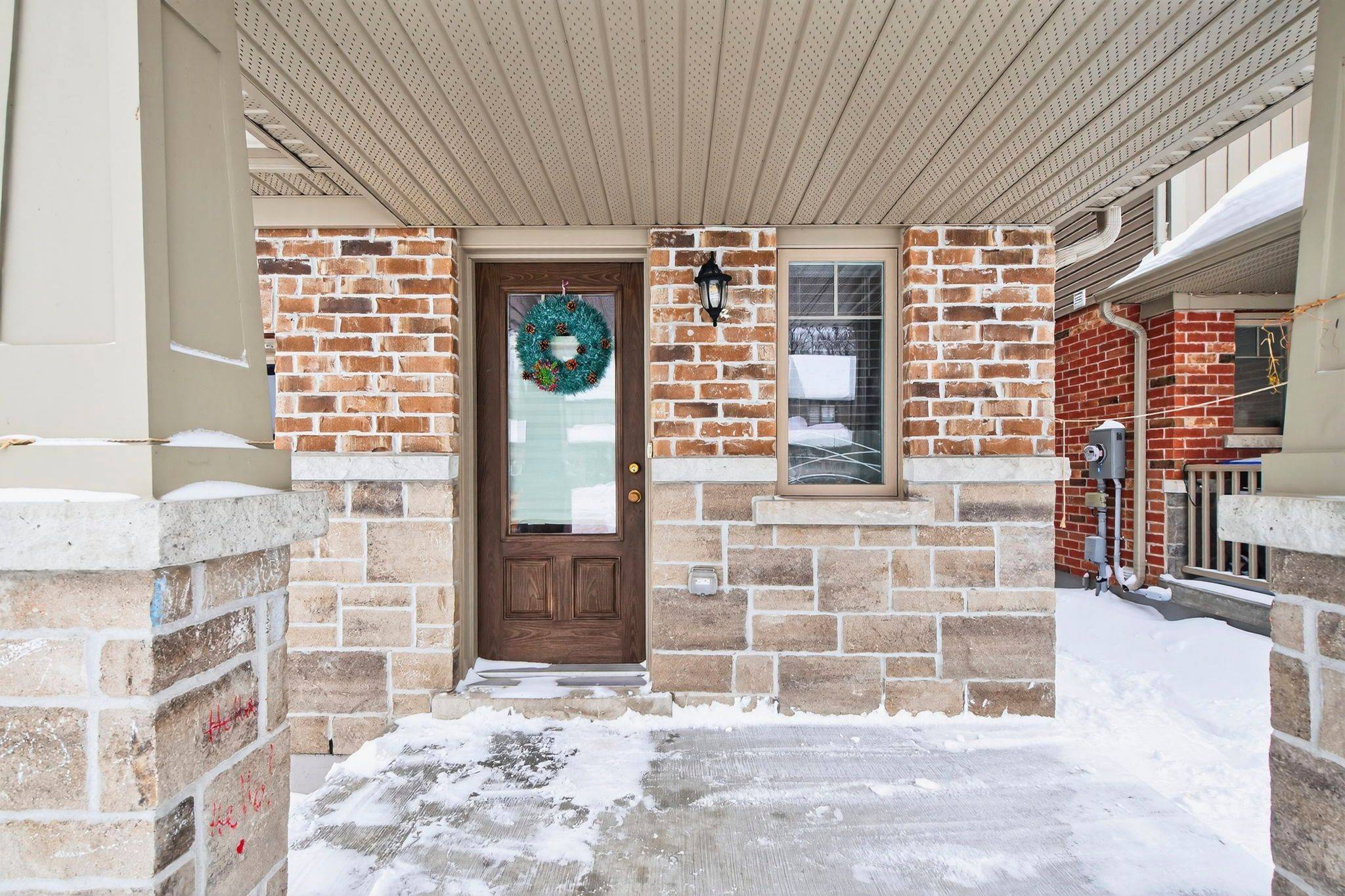 Midland, ON L4R 0E4,995 Cook DR