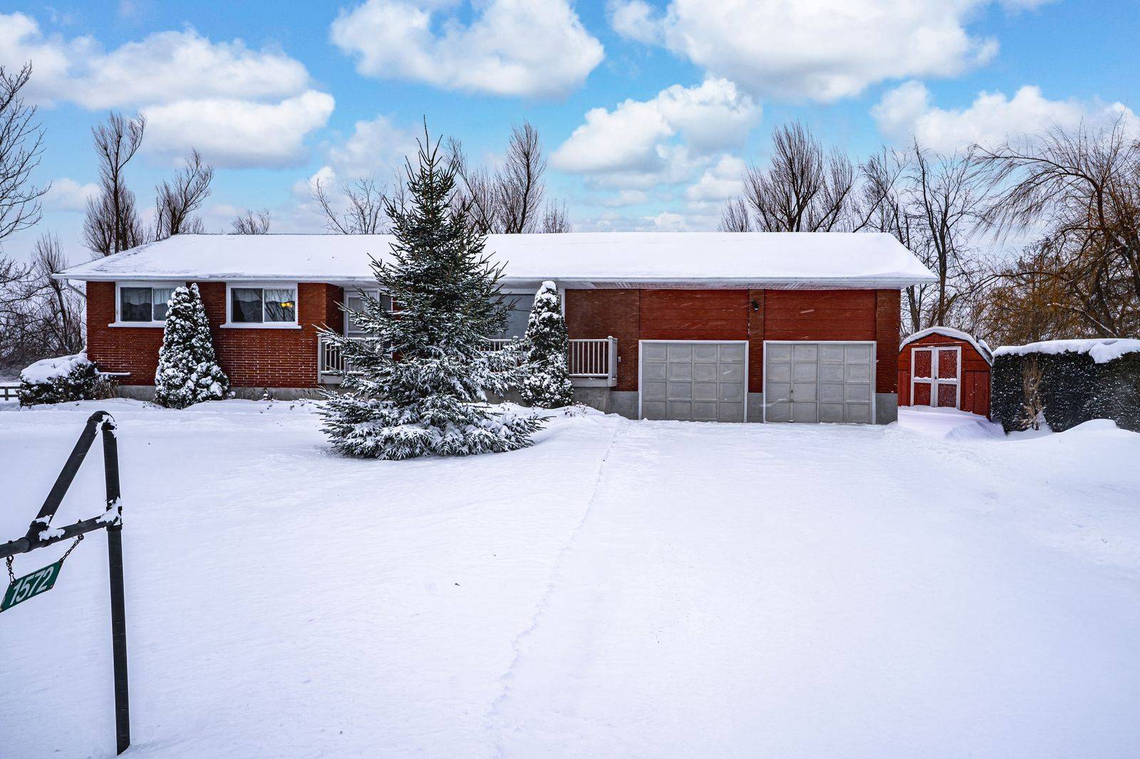 Oro-medonte, ON L0L 2L0,1572 4 Line N