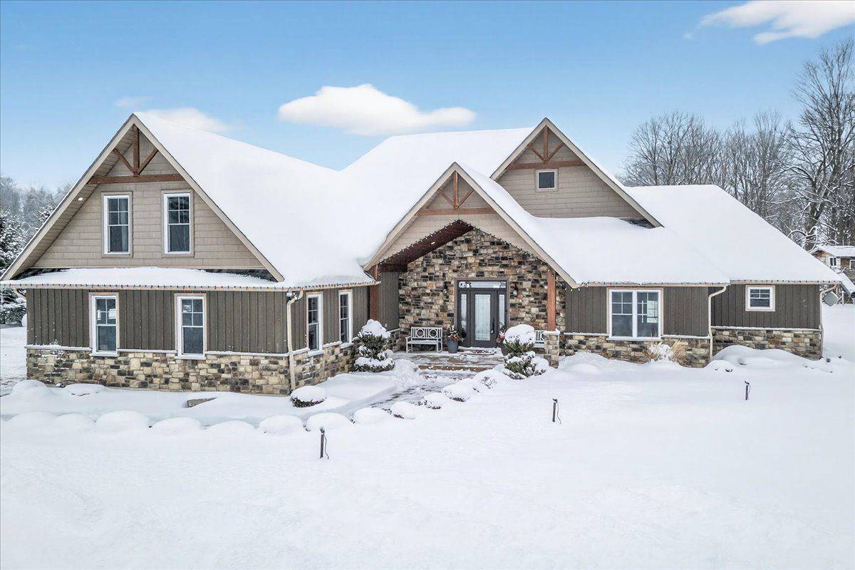 Clearview, ON L0M 1N0,2957 3/4 Sunnidale Side Road