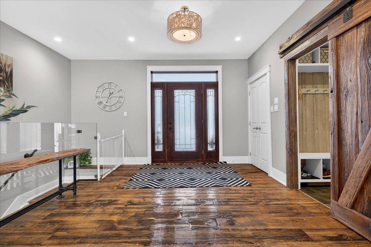 Clearview, ON L0M 1N0,2957 3/4 Sunnidale Side Road