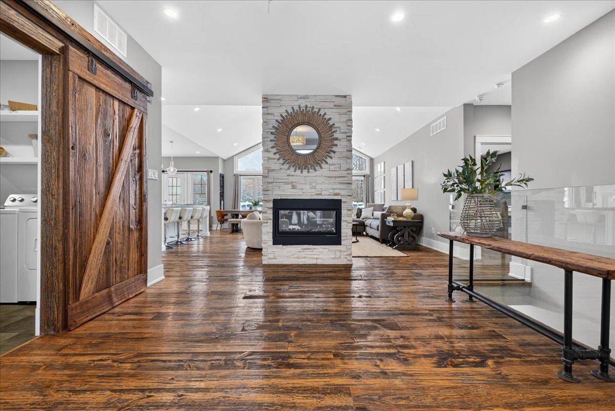 Clearview, ON L0M 1N0,2957 3/4 Sunnidale Side Road