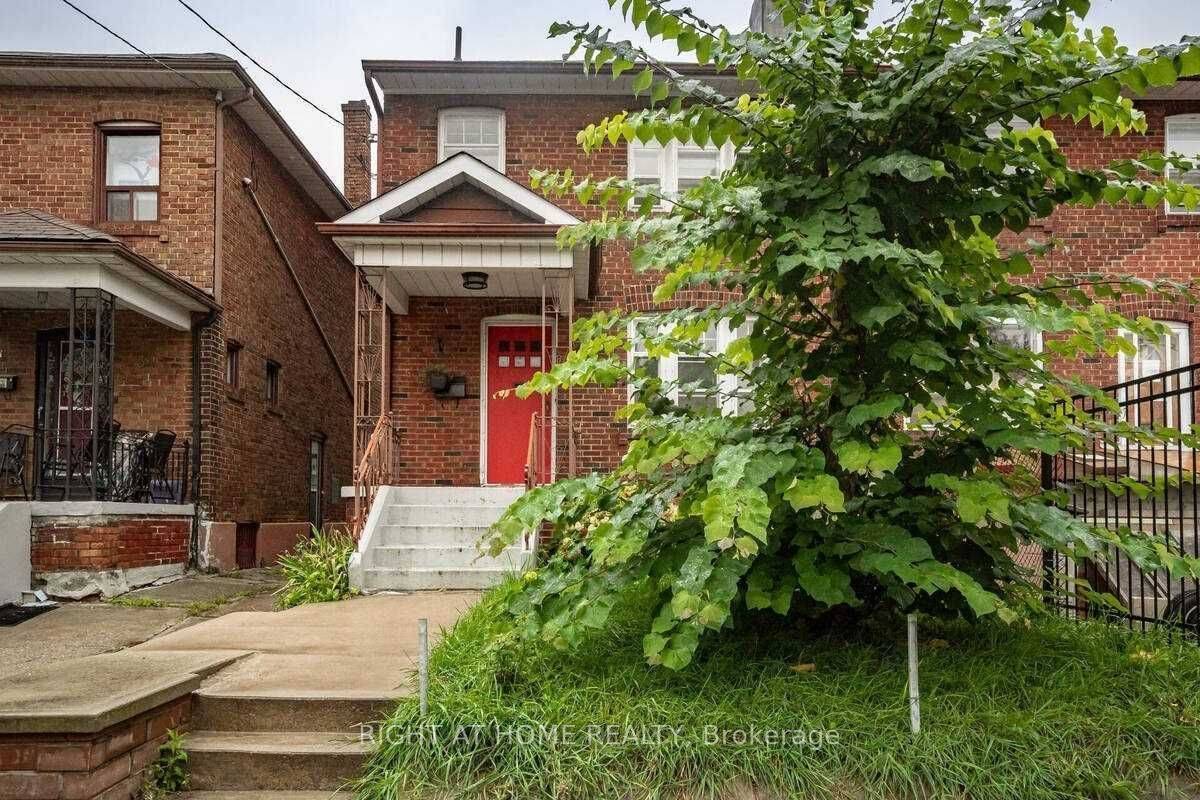 Toronto W03, ON M6E 1E1,41 Norton AVE #Basment