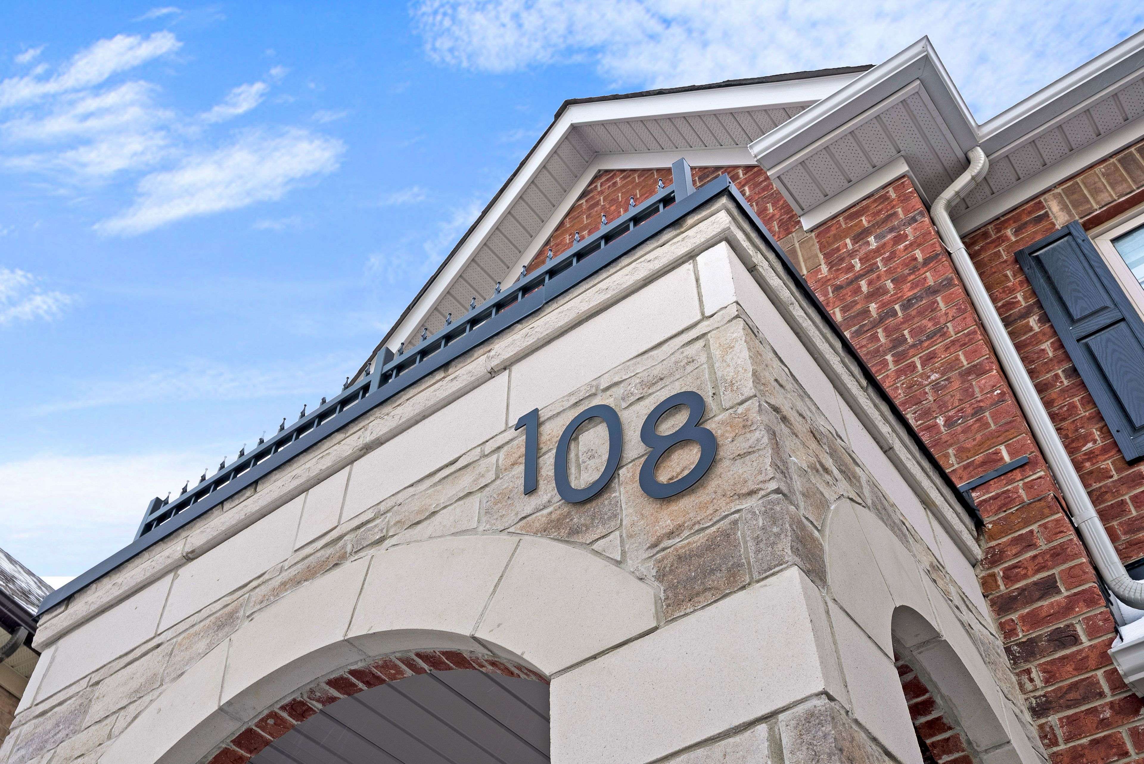 Caledon, ON L7E 4K8,108 Morra AVE