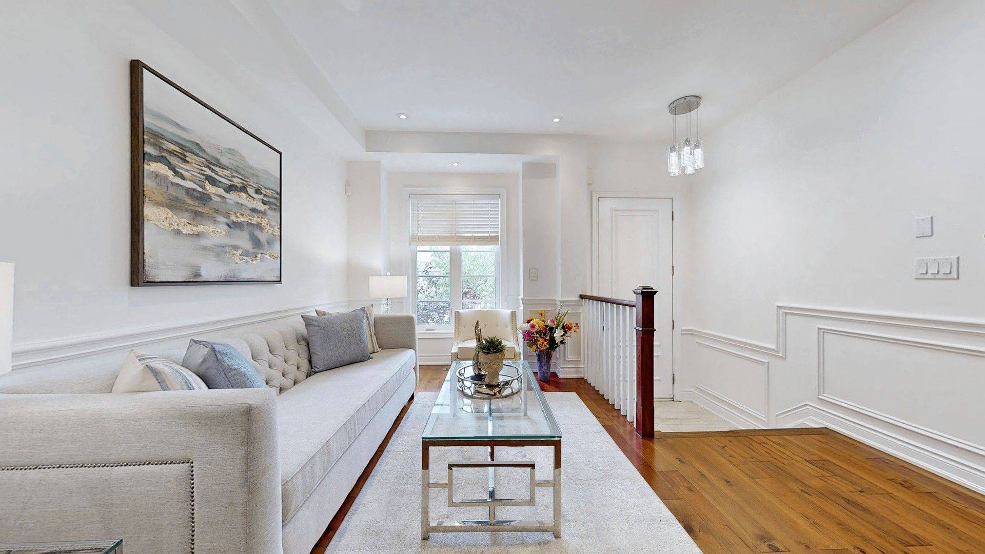 Toronto W03, ON M6E 3Z9,272 B Boon AVE