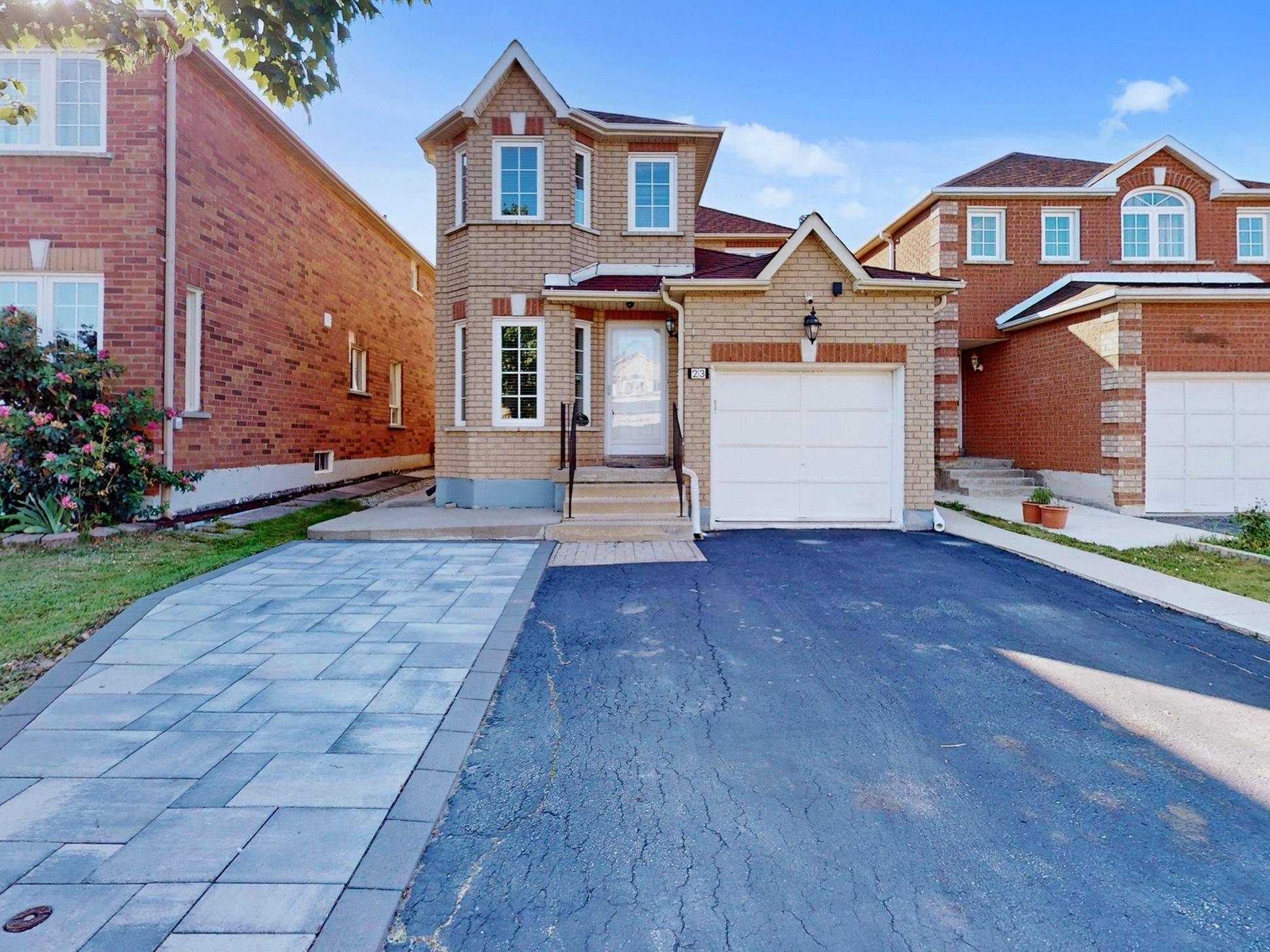 Brampton, ON L6Y 4Y2,23 Arthurs CRES