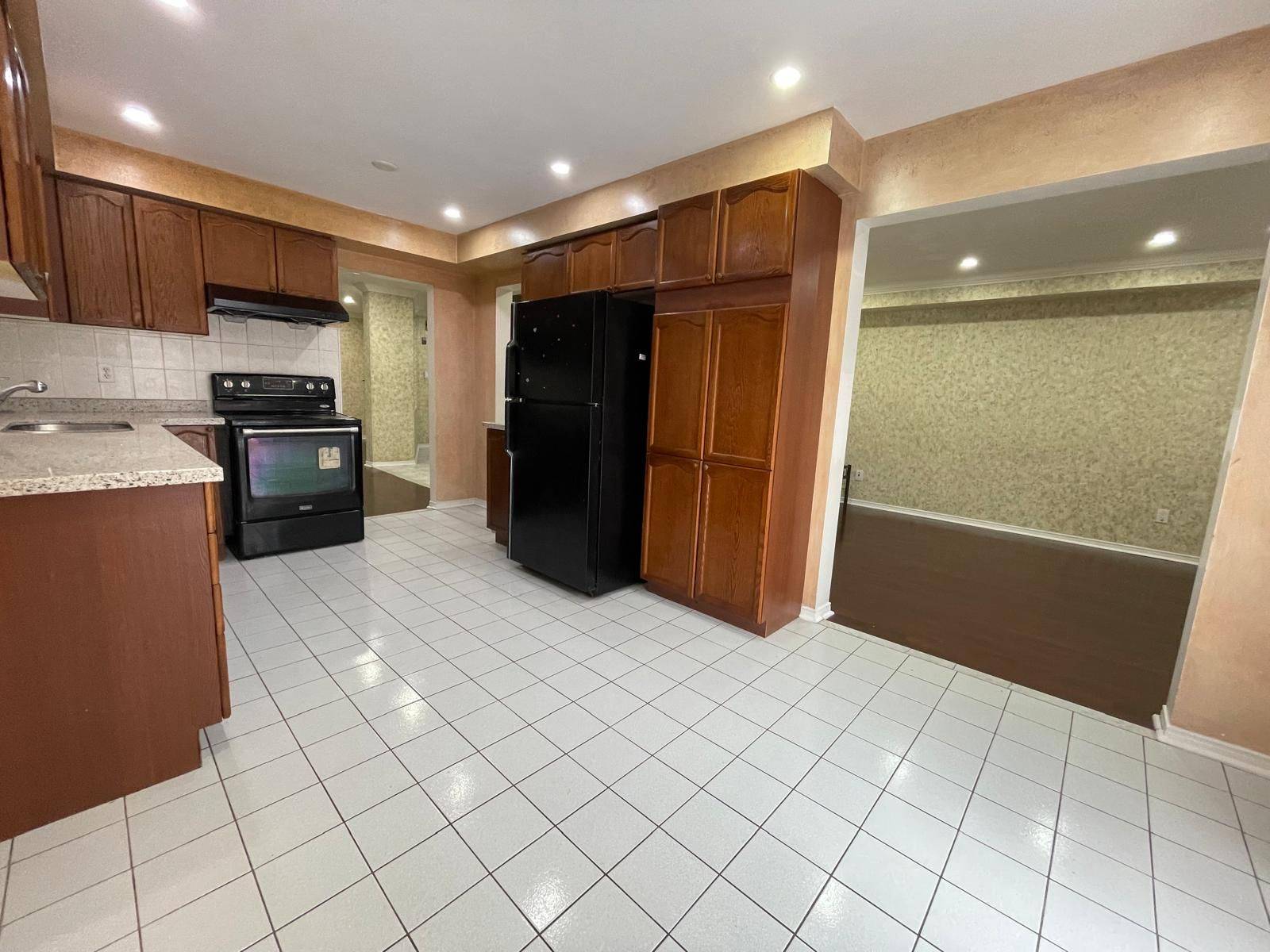 Mississauga, ON L5V 1P7,1267 Bantham St ST