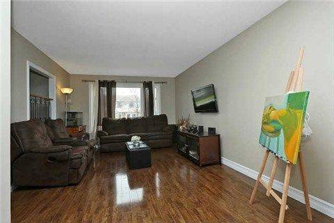 Brampton, ON L6V 2Z5,46 Salisbury CIR #UPPER