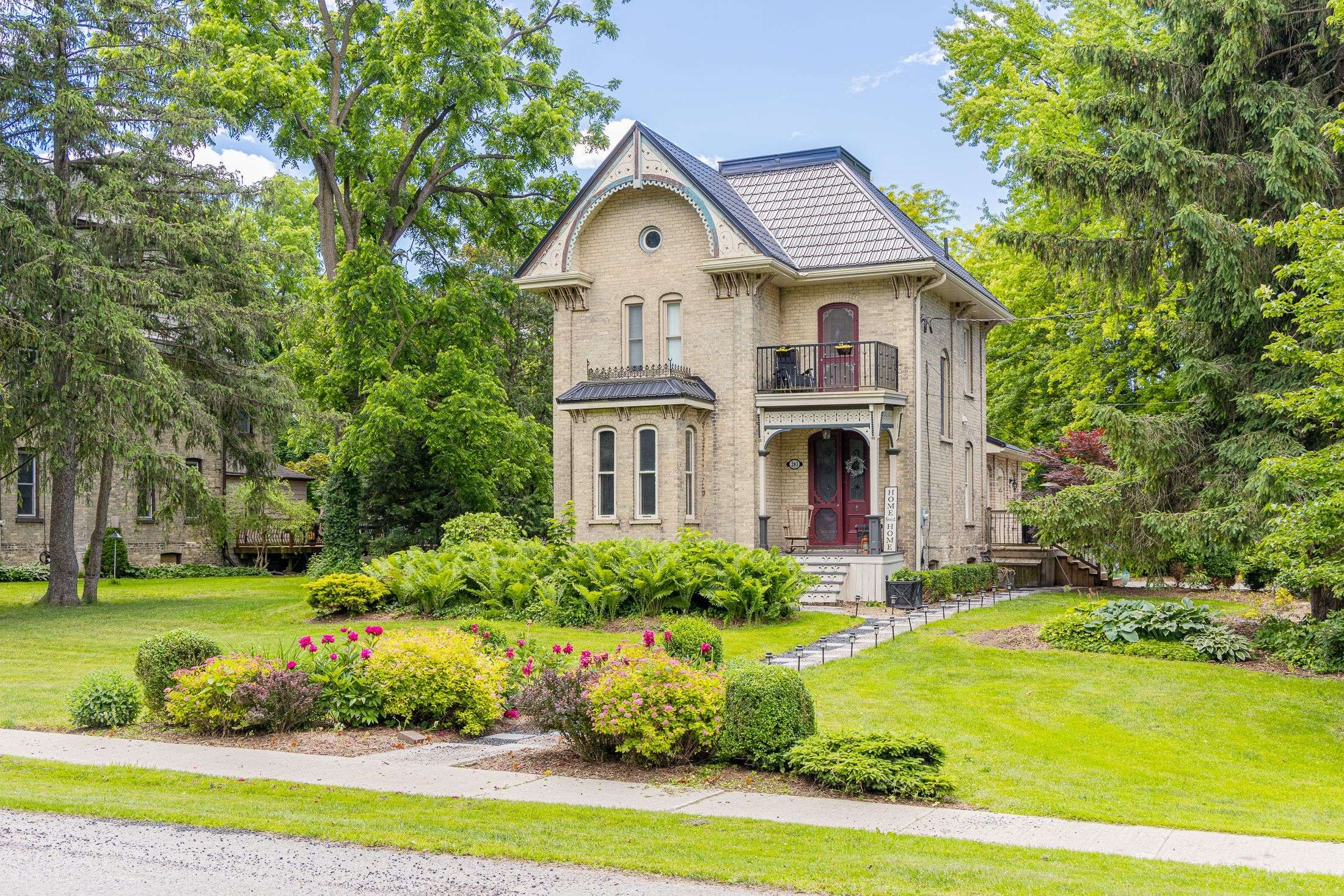 North Middlesex, ON N0M 2K0,283 Hastings ST