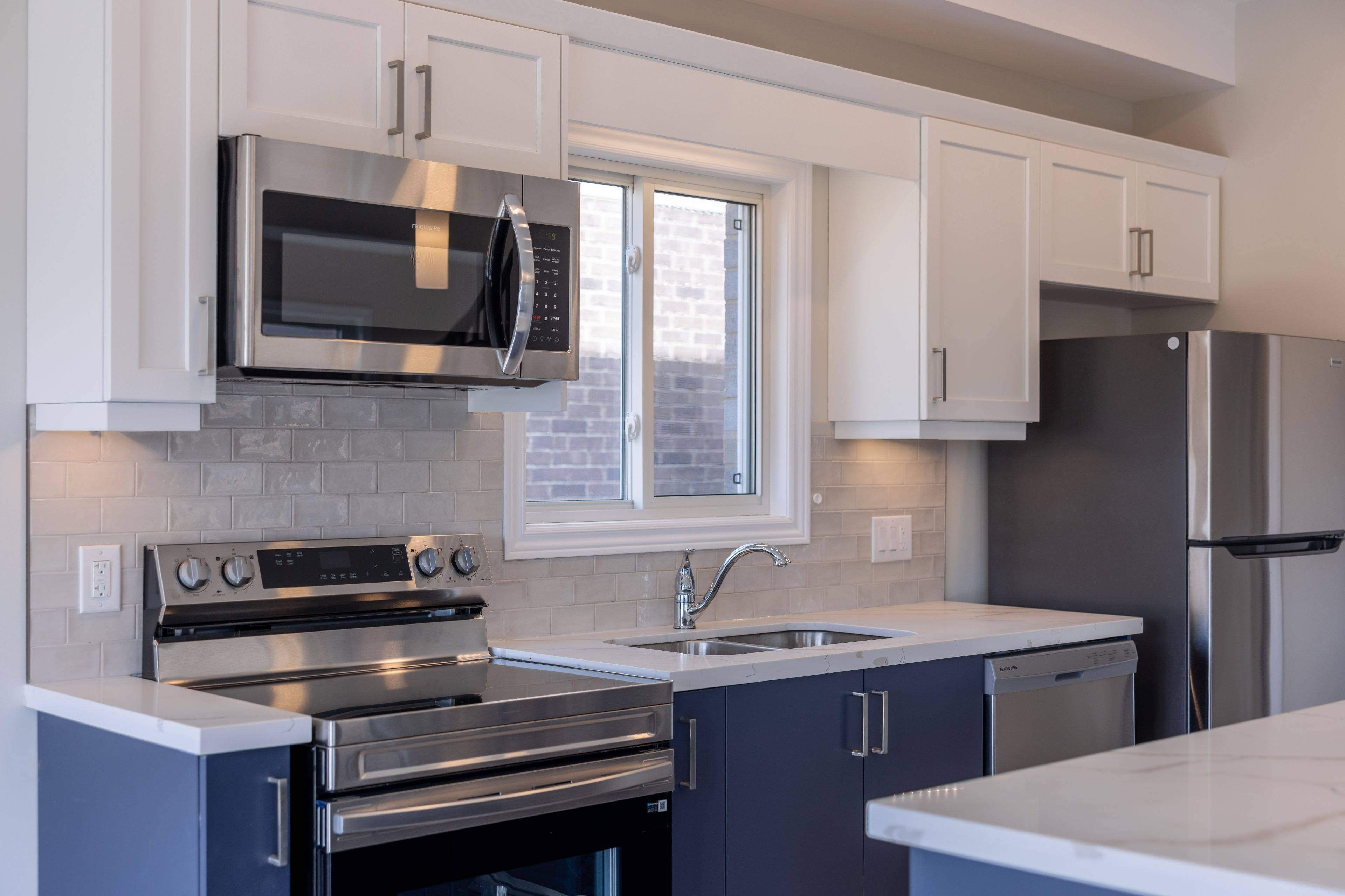 Thorold, ON L2V 2V5,25 McMann DR