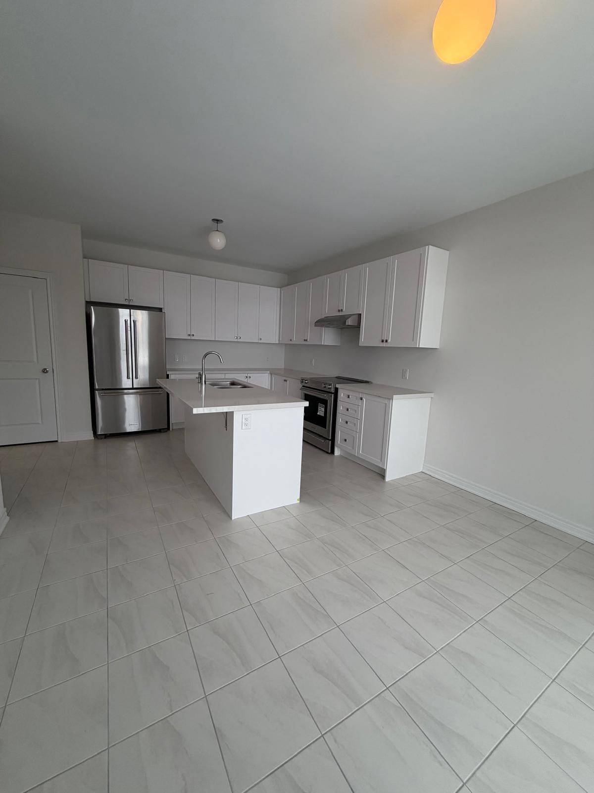 Shelburne, ON L9V 3Y2,303 Trillium CT