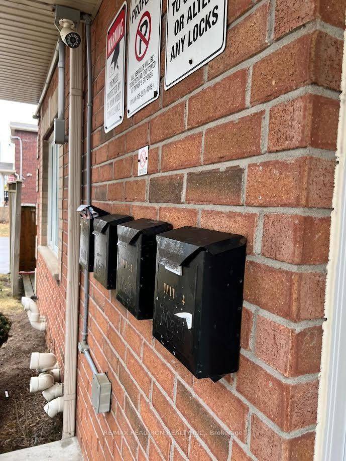 Waterloo, ON N2J 2Z2,334 King ST N