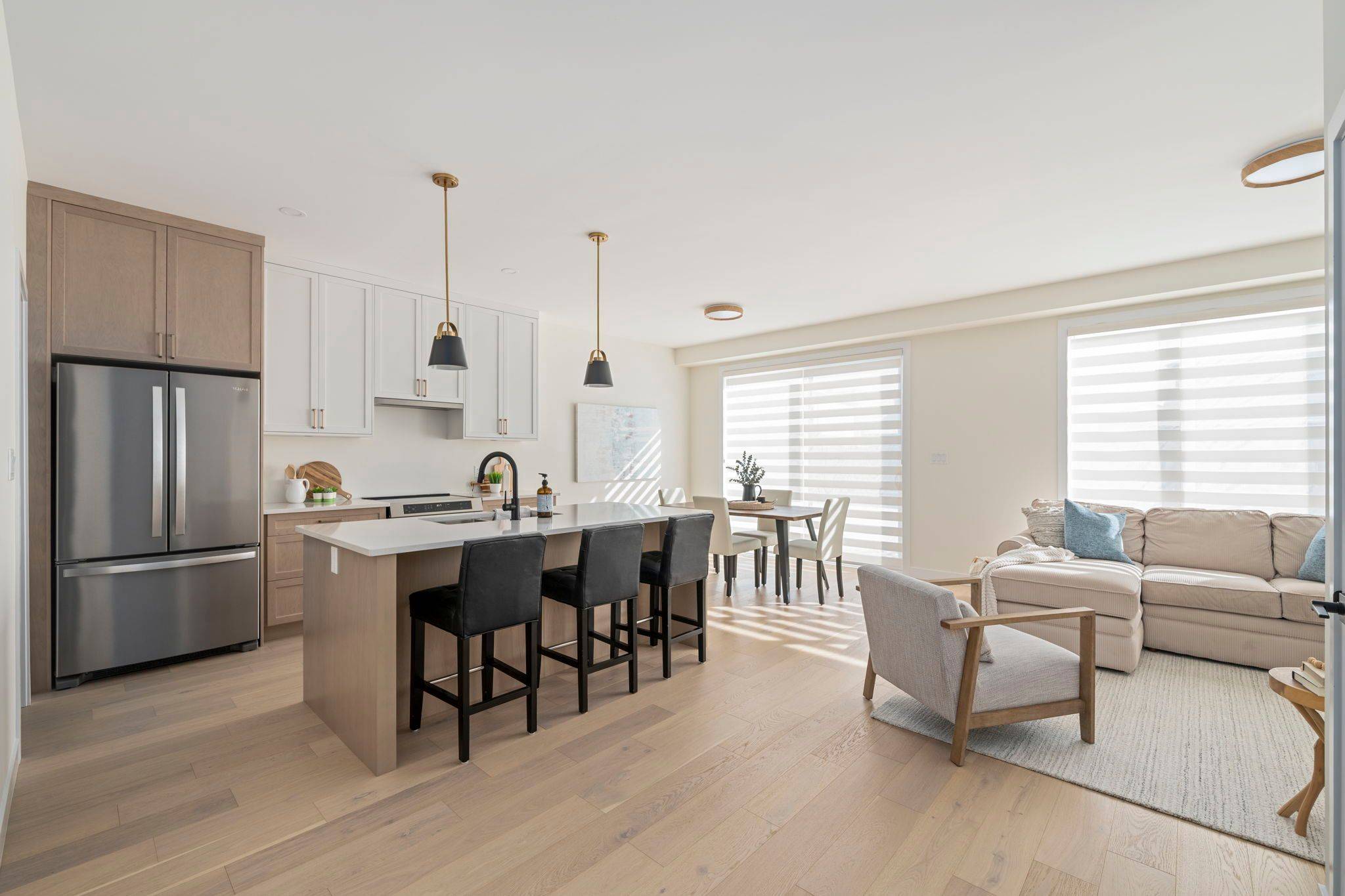 London North, ON N6G 3W3,2172 Saddlerock AVE